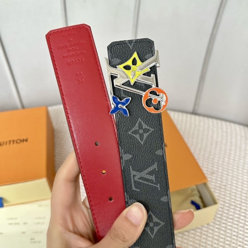 l0vis Vvtt0n belts